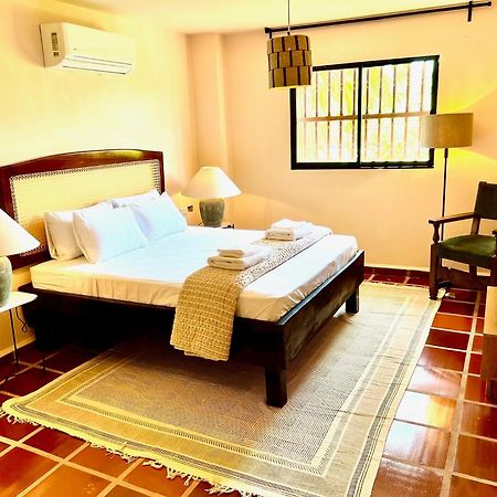 Hotel Villa Toti سانتا فيرونيكا المظهر الخارجي الصورة